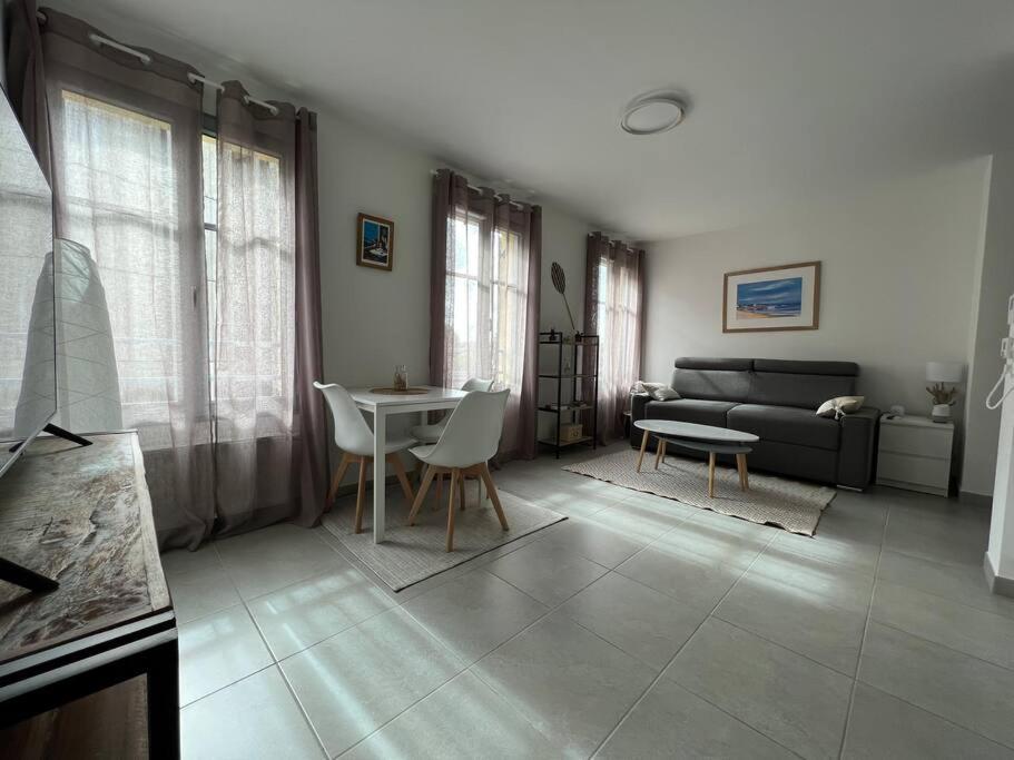 Le Bellifontain - Proche Centre Apartment Avon Bagian luar foto